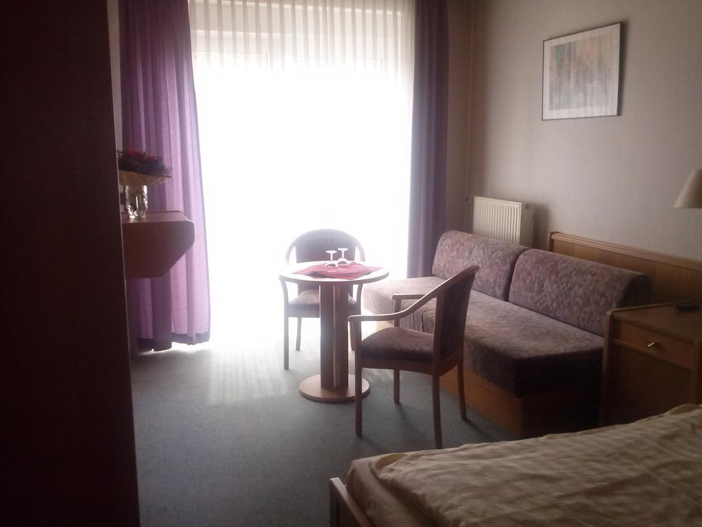 Landhotel Hamburger Hof Nettlingen Δωμάτιο φωτογραφία